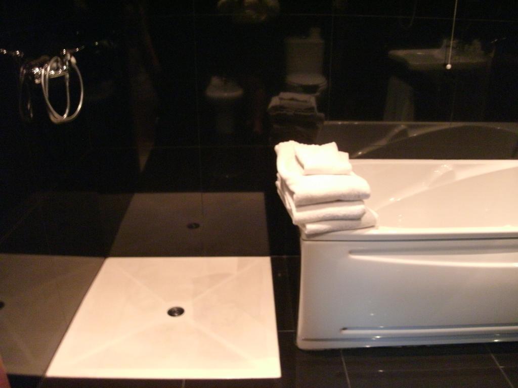 Santo Thyrso Hotel Santo Tirso Luaran gambar