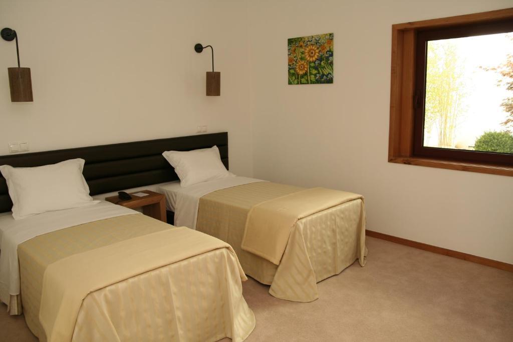 Santo Thyrso Hotel Santo Tirso Luaran gambar
